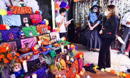 PROMUEVEN LAS COSTUMBRES Y TRADICIONES MEXICANAS 