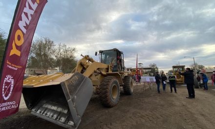 TRABAJOS DE PAVIMENTACIÓN EN AVENIDA OAXACA EN MEXICALI