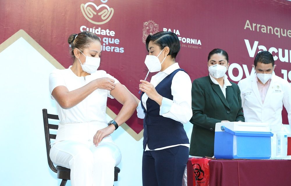 ESTAS FUERON LOS PRIMERAS PERSONAS EN SER VACUNADAS EN BC