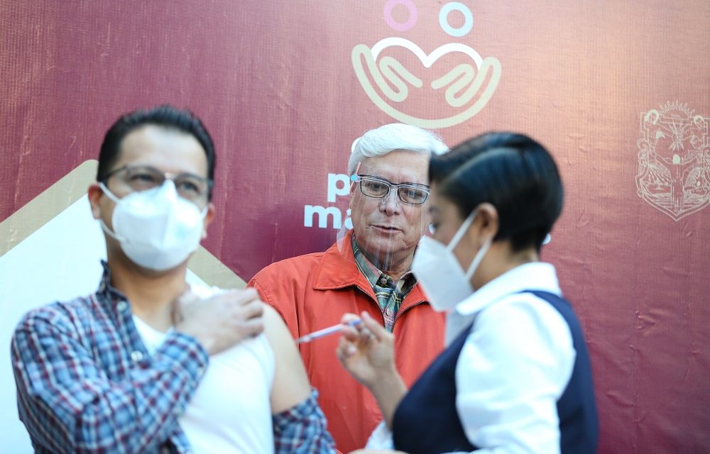 VAN APLICADAS 3 MIL 417 VACUNAS A PERSONAL DE SALUD EN BC 