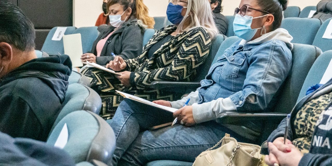 LOS CAPACITAN EN BUENAS PRÁCTICAS EN LA PREPARACIÓN DE ALIMENTOS