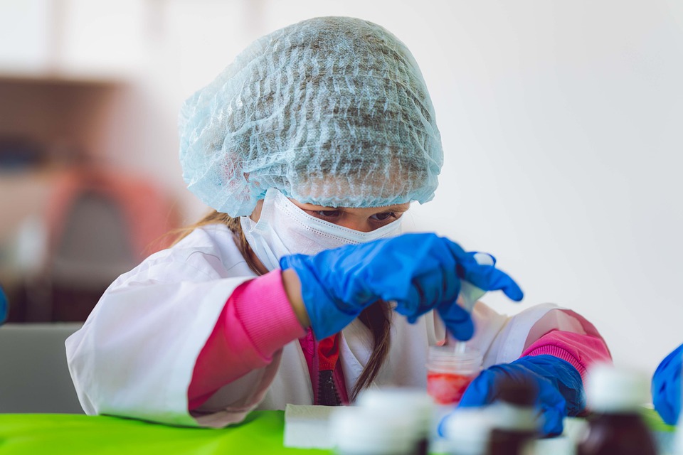 PODRÍAN «REAPERTURARSE» ALGUNAS ACTIVIDADES CON PROTOCOLOS MÁS ESTRICTOS