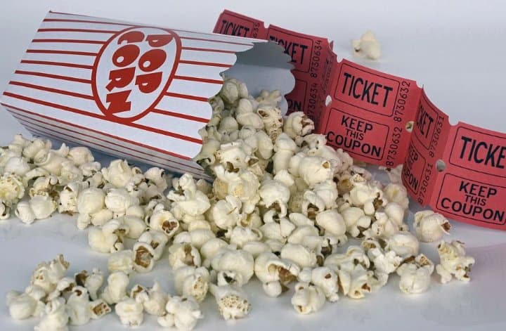 SEMÁFORO “AMARILLO” PARA CINES, TEATROS, ALBERCAS Y MÁS EN BC