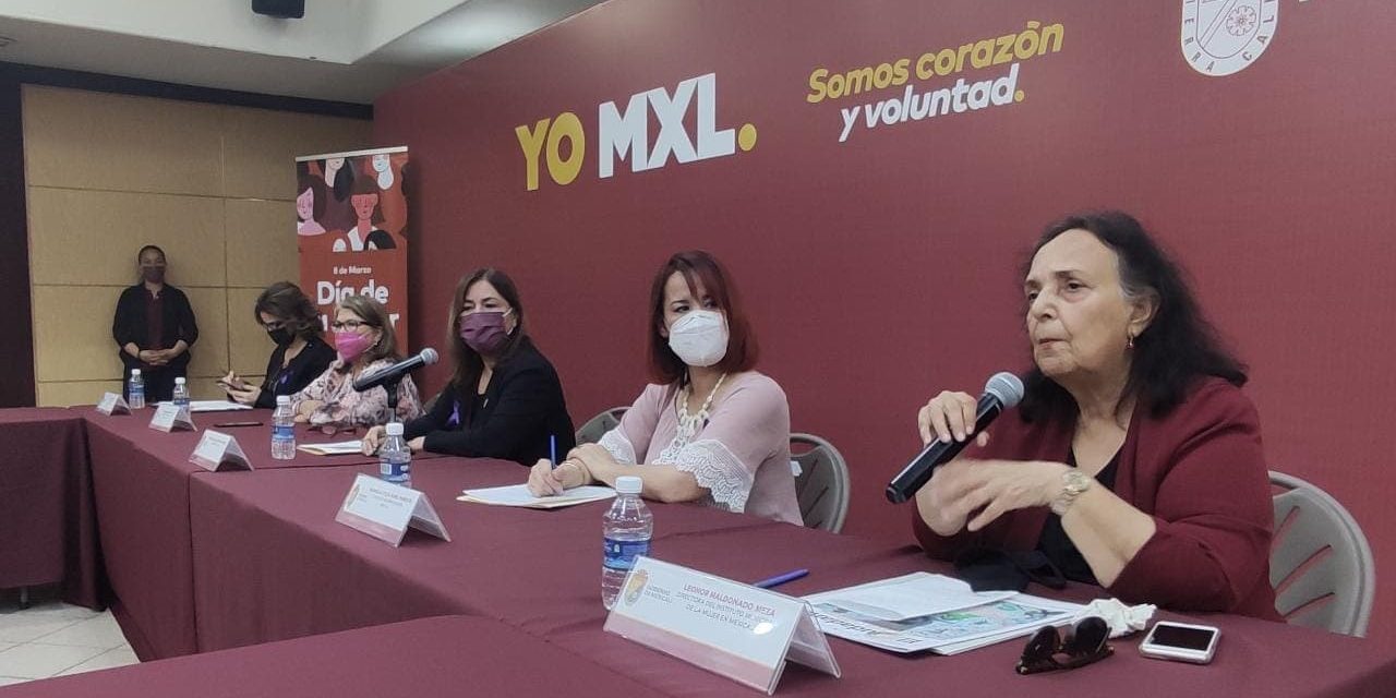 PARTICIPA ALCALDESA EN FORO POR EL DÍA INTERNACIONAL DE LA MUJER