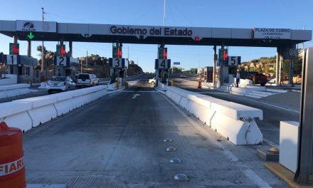 TRÁNSITO VEHICULAR FLUÍDO EN TRAMO EL CENTINELA-LA RUMOROSA