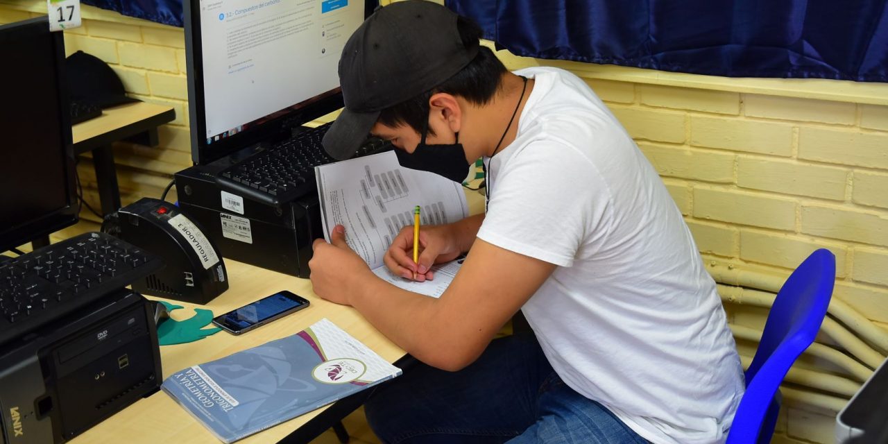 MÁS DE 8 MIL ASPIRANTES REALIZAN EXAMEN PARA ENTRAR A CECyTE BC  