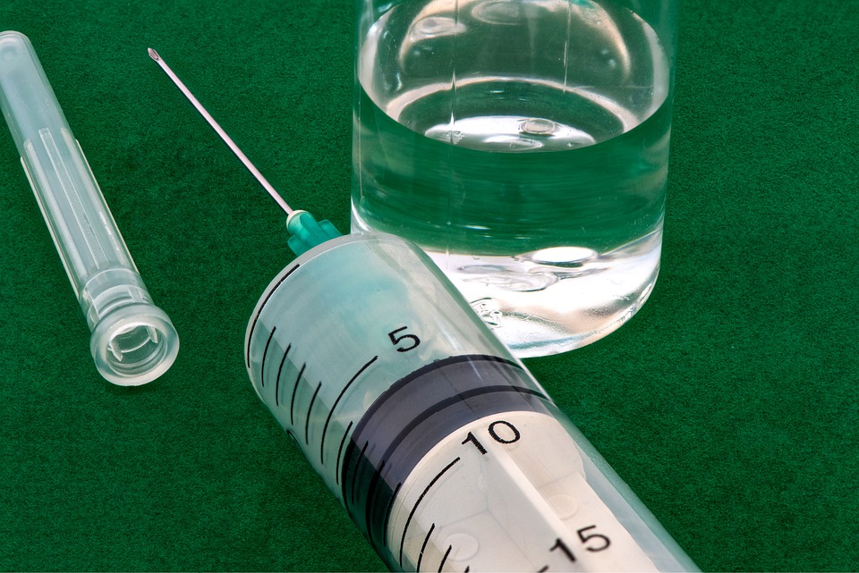 IMPLEMENTARÁN PFIZER PARA ADULTOS DE 18 AÑOS Y MÁS 
