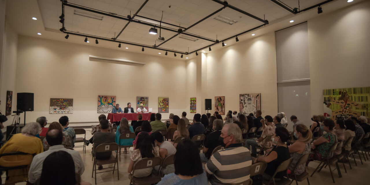 PRESENTAN LIBRO: “EL OLOR DEL BALÓN”