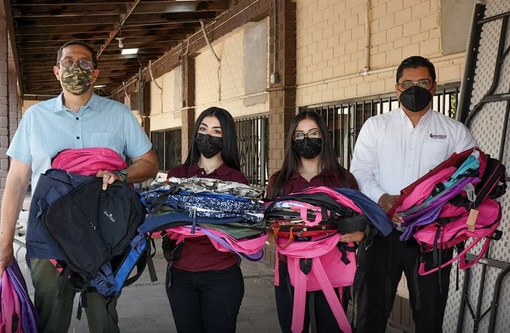 REALIZAN DONATIVO ALUMNOS DE UNIVERSIDAD XOCHICALCO