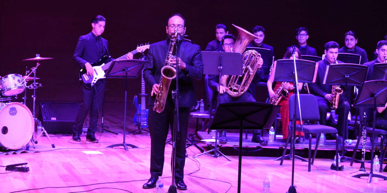 DISFRUTAN DE UNA BUENA NOCHE MUSICAL