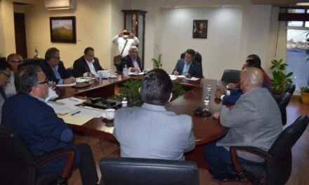 ACUERDAN PAGO DE ADEUDO A MAESTROS ACTIVOS, JUBILADOS Y PENSIONADOS