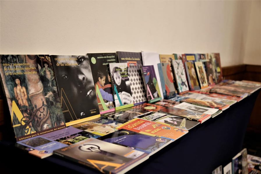 FORO SOBRE INNOVACIÓN EN LIBROS DE TEXTO DE EDUCACIÓN BÁSICA