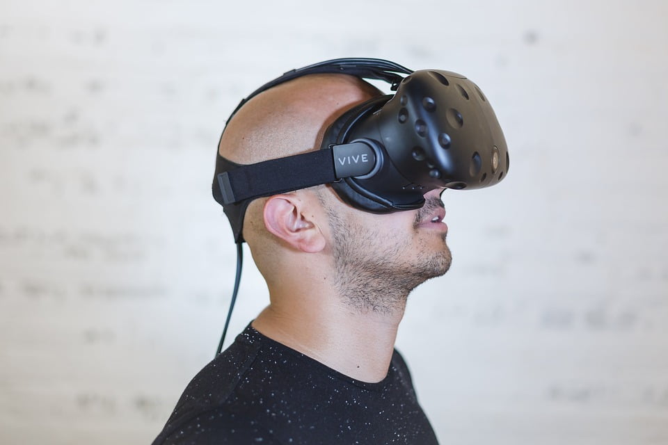 LAS VENTAJAS DE LA REALIDAD VIRTUAL