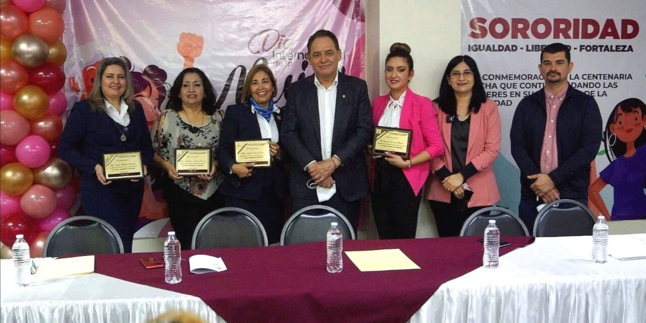 MUJERES CON TRAYECTORIA EN LA SECRETARÍA DE SALUD