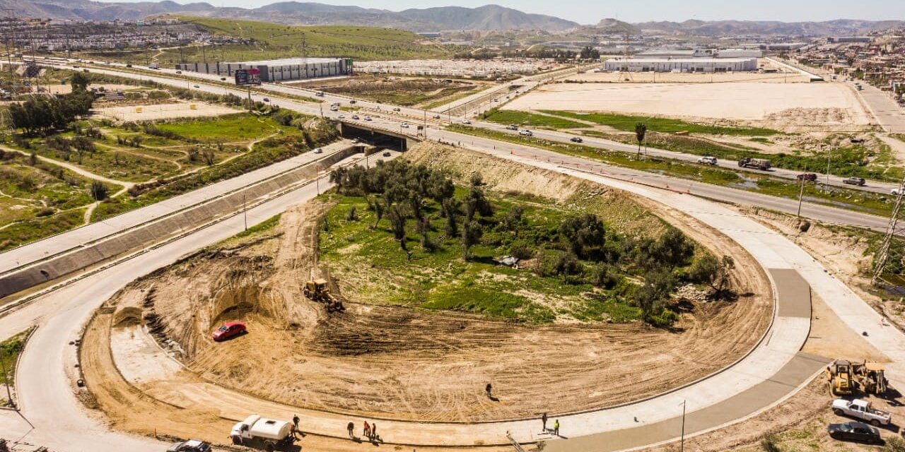 OBRAS DE MANTENIMIENTO EN CORREDOR TIJUANA-ROSARITO 2000