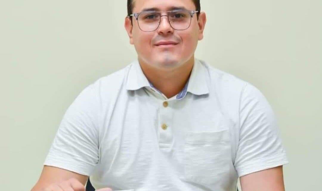 UN PSICÓLOGO COMPROMETIDO CON SU COMUNIDAD 