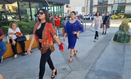 Checa la pasarela de moda de Constanza Félix en exclusiva por únicoBC. TV