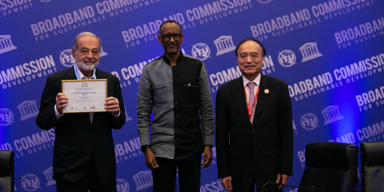 PREMIO PARA AMÉRICA MOVIL Y FUNDACIÓN CARLOS SLIM