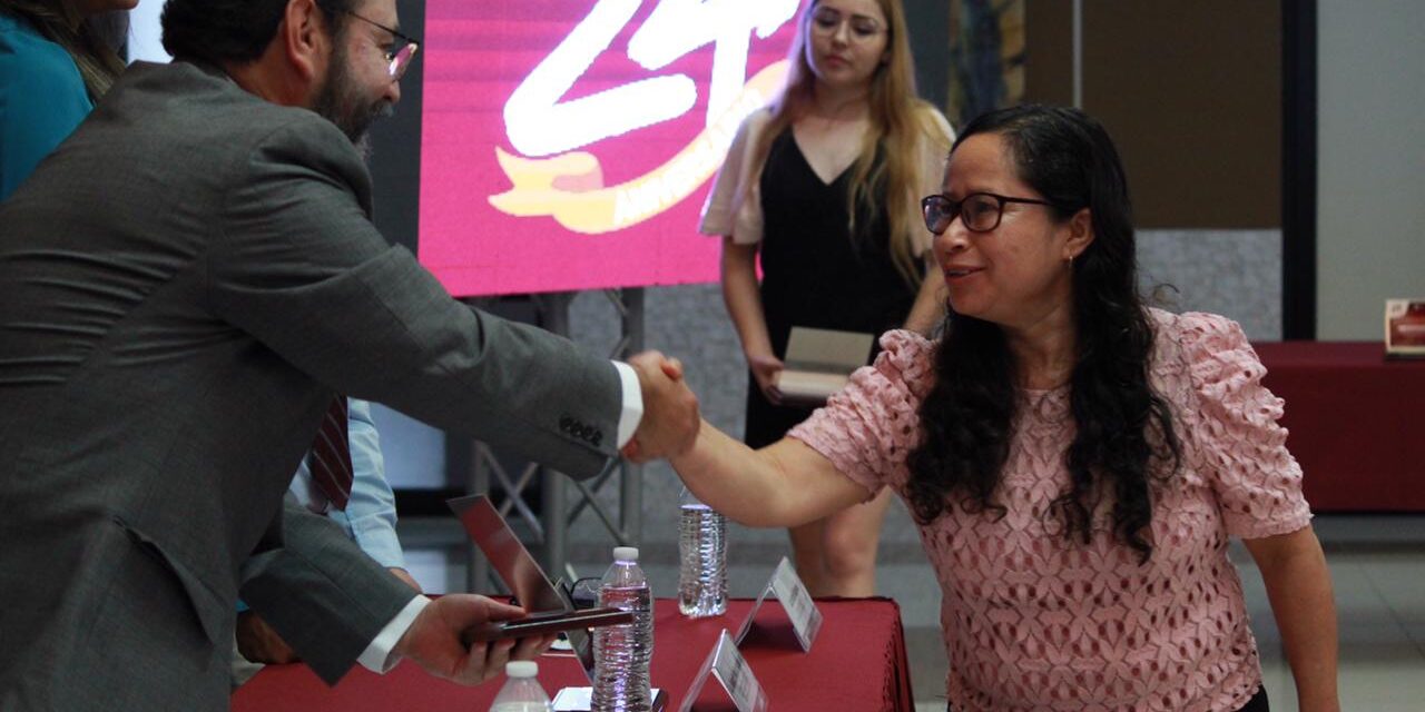 CUMPLE 24 AÑOS DE FUNDACIÓN LA UNIVERSIDAD TECNOLÓGICA DE TIJUANA