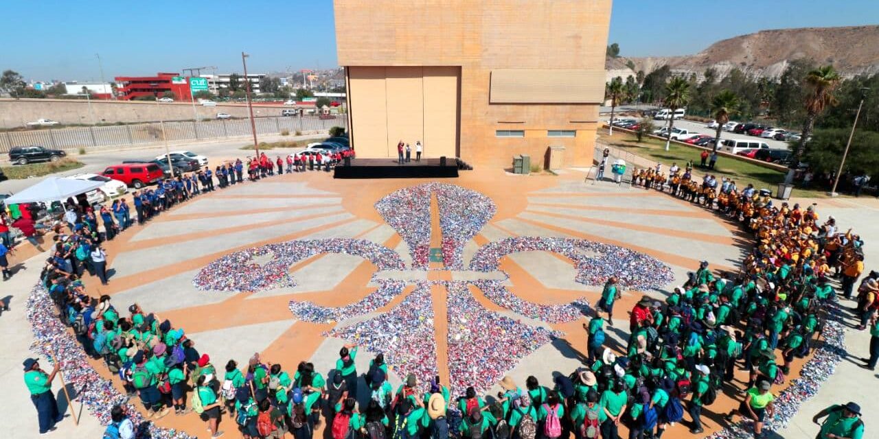“LA FLOR DE LIS MÁS GRANDE DEL MUNDO”