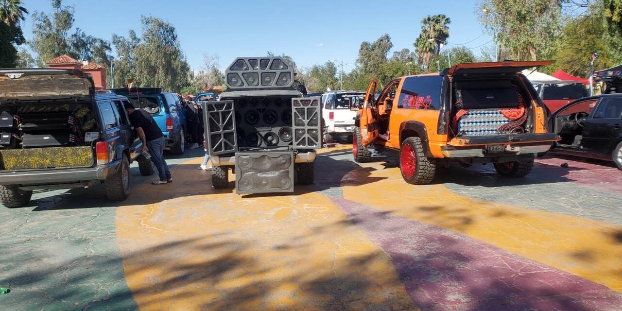 EXHIBICIÓN DE SONIDOS PARA AUTOS EN PARQUE VICENTE GUERRERO  