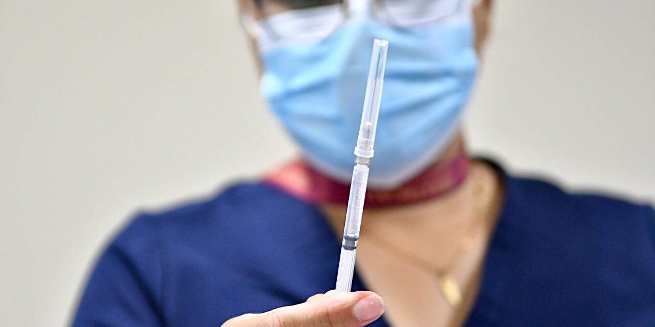 INVITAN A REFORZAR ESQUEMA DE VACUNACIÓN