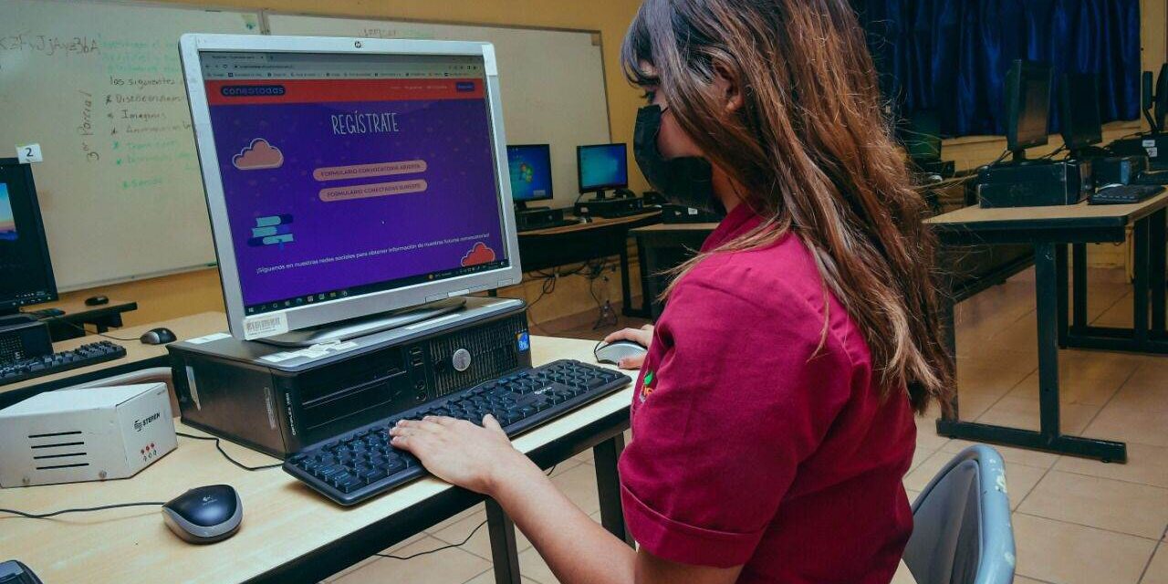 69 ALUMNAS DE CECyTE BC EN SOPORTE TÉCNICO DE GOOGLE 