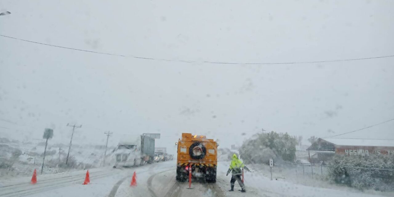 CAÍDA DE NIEVE EN ZONAS MONTAÑOSAS DE BC