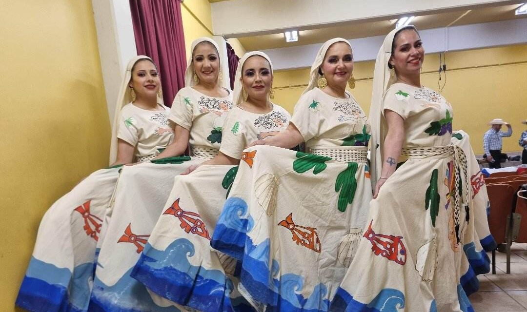 EL SÉPTIMO ANIVERSARIO DE LA ACADEMIA DE DANZA MEXICANA IZCALLI