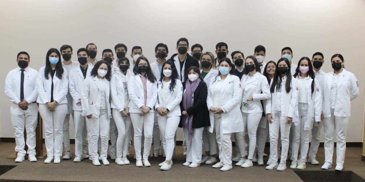 LLEGAN 28 MÉDICAS Y MÉDICOS INTERNOS DE PREGRADO AL HGM