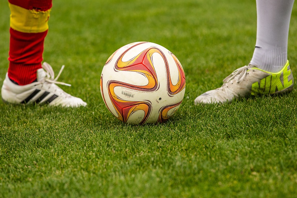 LA PROPIEDAD INTELECTUAL JUEGA DENTRO Y FUERA DE LAS CANCHAS