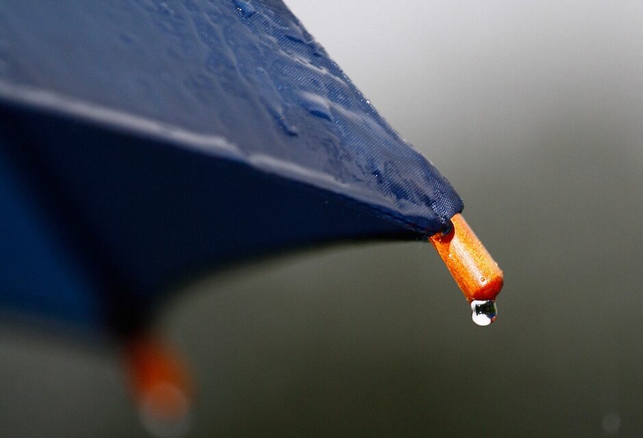 PREPAREN LOS PARAGUAS, SE VIENEN LLUVIAS PARA BC 