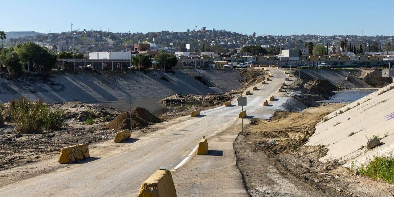 REABREN EL TERRAPLÉN LOS OLIVOS EN TIJUANA