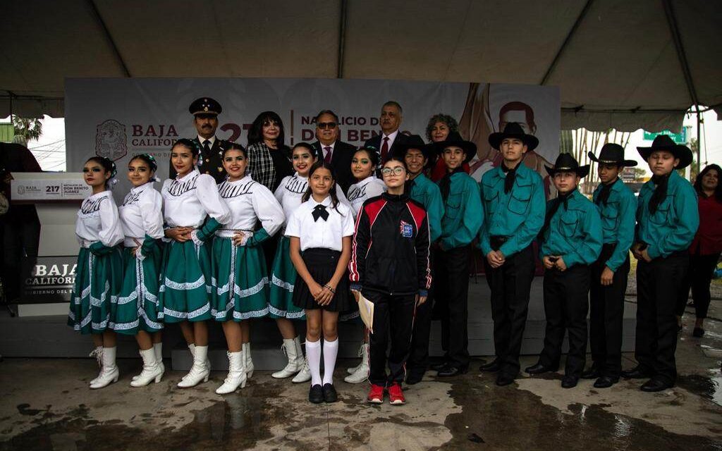 CONMEMORAN 217 ANIVERSARIO DEL NATALICIO DE DON BENITO JUÁREZ GARCÍA