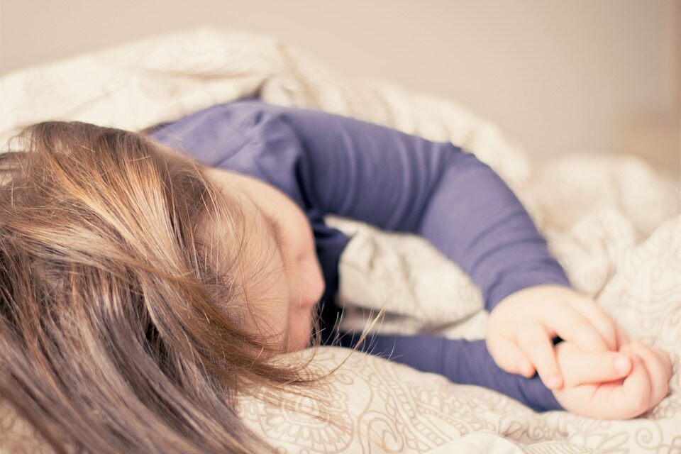 PARA UNA ADECUADA HIGIENE DEL SUEÑO EN NIÑAS Y NIÑOS