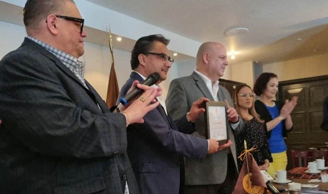BUSCA GUSTAVO DE HOYOS SER CANDIDATO A LA PRESIDENCIA DE MÉXICO