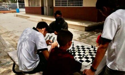 PROMUEVEN LA DISCIPLINA DE AJEDREZ ENTRE ESTUDIANTES DE PRIMARIA