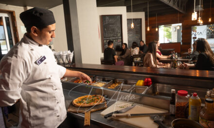 LA RICA COCINA DEL RESTAURANTE ITALIANO DE HOTEL CALAFIA EN MEXICALI