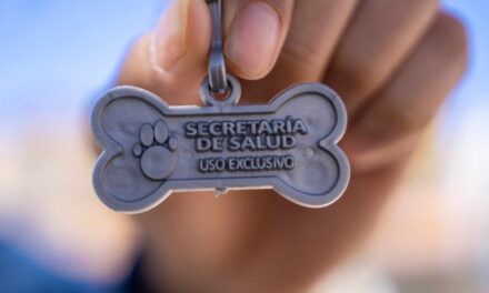 IMPORTANTE MANTENER A SUS MASCOTAS VACUNADAS