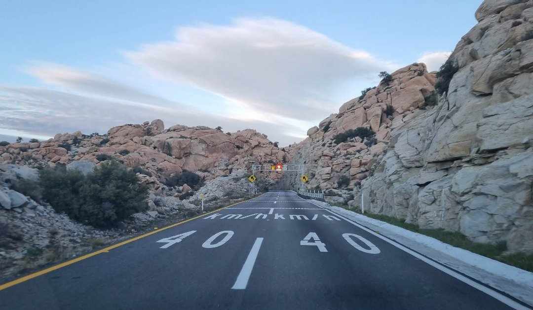 IMPORTANTE RESPETAR LOS LÍMITES DE VELOCIDAD 