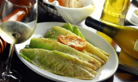 100 AÑOS DE LA ENSALADA CAESAR’S