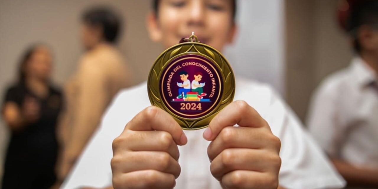 ESTUDIANTES DISTINGUIDOS DE LA OLIMPIADA DEL CONOCIMIENTO 2024