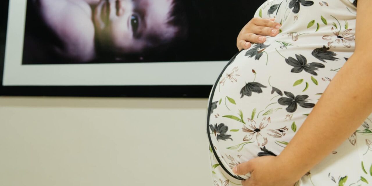 LOS RIESGOS DE UN BEBÉ DE MÁS DE 4 KILOS AL NACER
