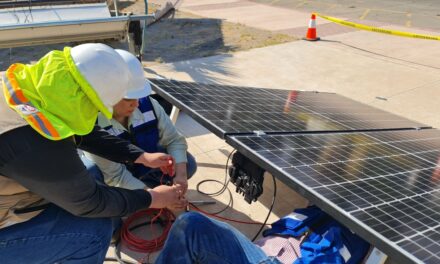 CERTIFICAN A 31 INDUSTRIAS ELÉCTRICAS Y FOTOVOLTAICAS DE BC CON EL ESTÁNDAR DE COMPETENCIA LABORAL
