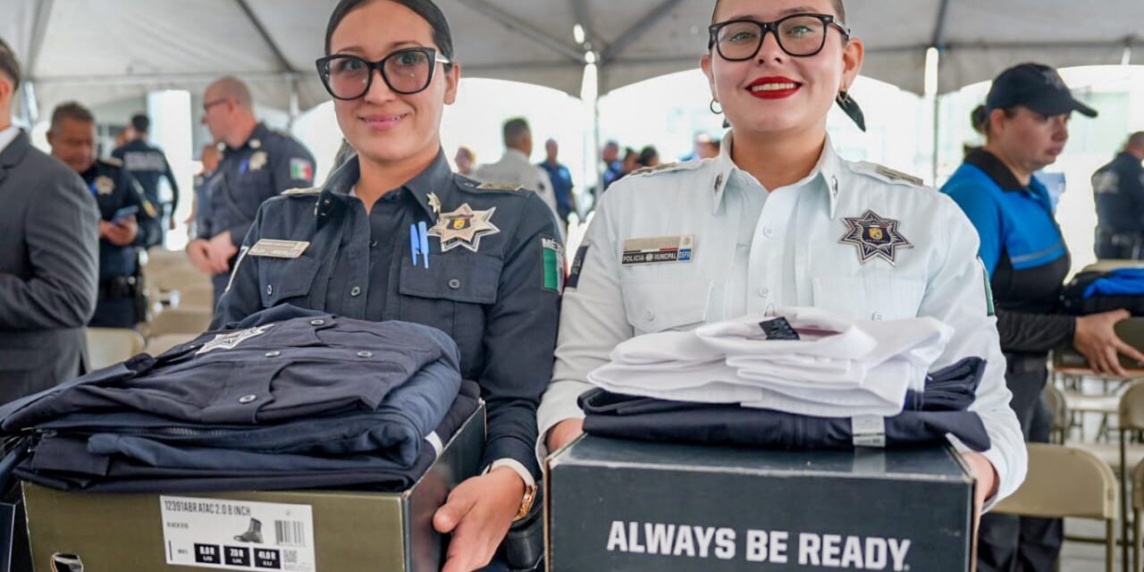ENTREGAN 1850 NUEVOS UNIFORMES A LA POLICÍA DE MEXICALI