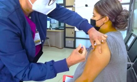 DEBEN EMBARAZADAS VACUNARSE CONTRA LA INFLUENZA