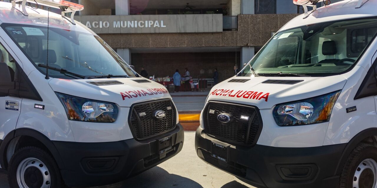 DONATIVO DE DOS AMBULANCIAS Y EQUIPAMIENTO AL H. CUERPO DE BOMBEROS DE MEXICALI