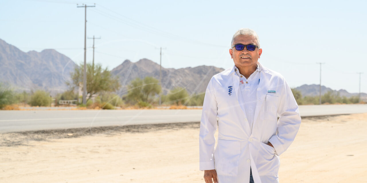 PASIÓN POR EL TRABAJO EN PLENO DESIERTO