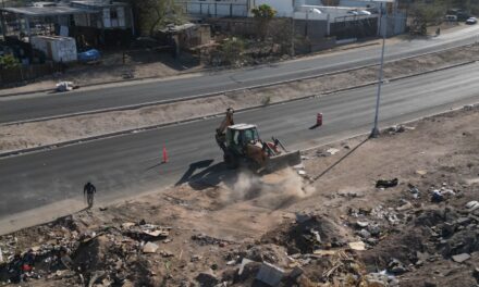 OPERATIVO DE LIMPIEZA EN RÍO NUEVO DE MEXICALI