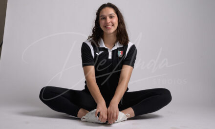 LA CAMPEONA MUNDIAL CACHANILLA